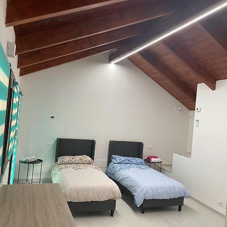 Court Inn Galliate Екстер'єр фото