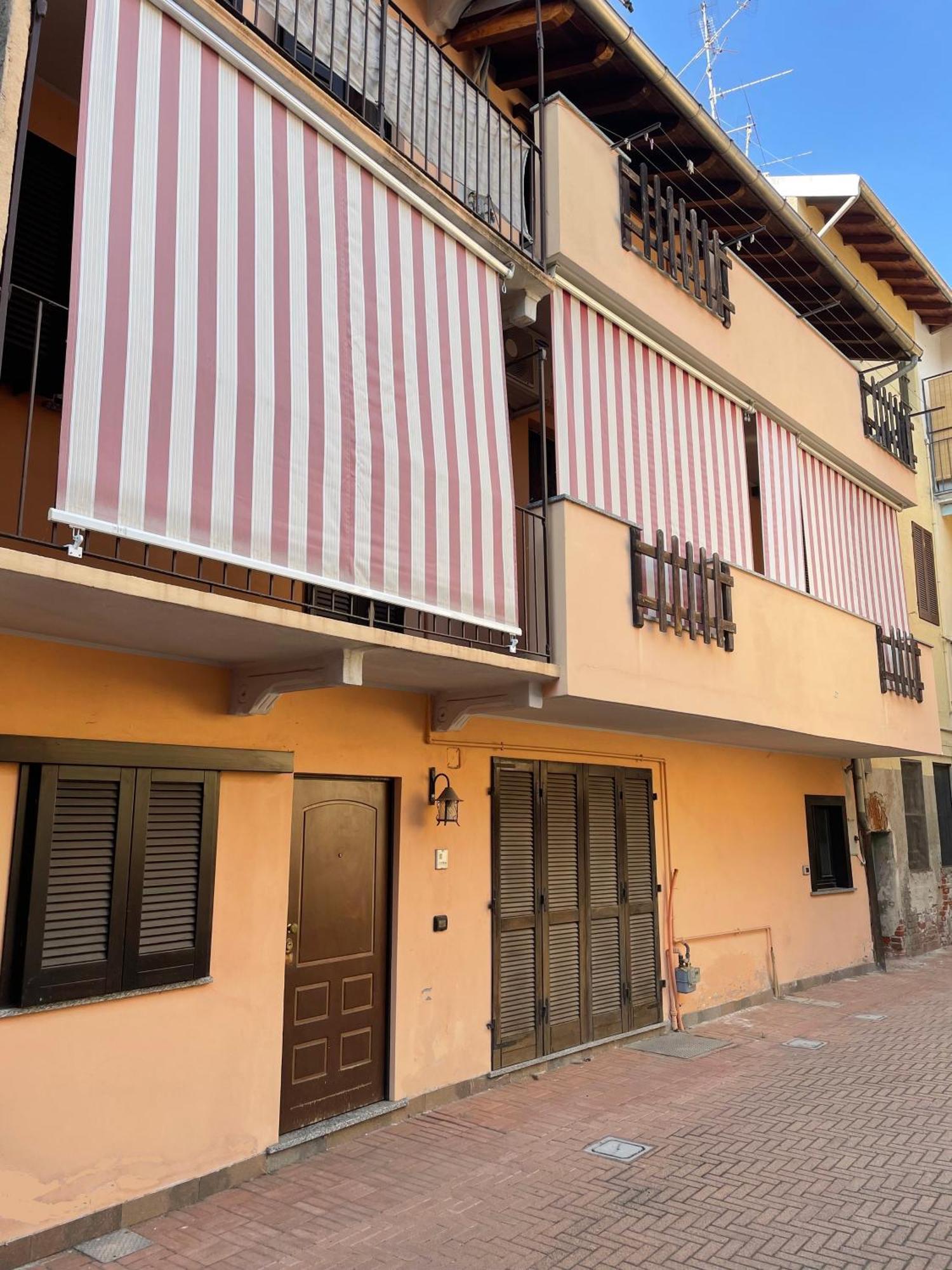 Court Inn Galliate Екстер'єр фото